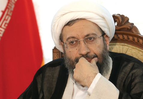روایت آملی لاریجانی از گفتگوی احمدی‌نژاد و شمخانی در جلسه مجمع تشخیص