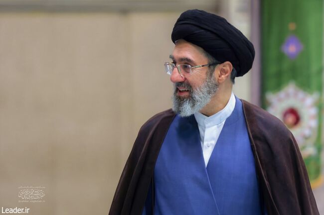 هر کار تفرقه انگیزی از هر فردی با هر جایگاهی در جهت مقصود دشمن  است