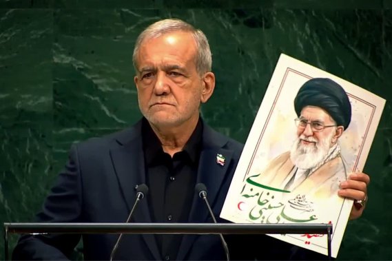 ملت ایران در برابر زور سر خم نخواهد کرد و متجاوزان را پشیمان خواهد کرد