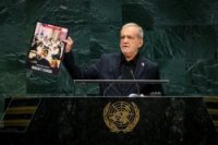ملت ایران در برابر زور سر خم نخواهد کرد و متجاوزان را پشیمان خواهد کرد